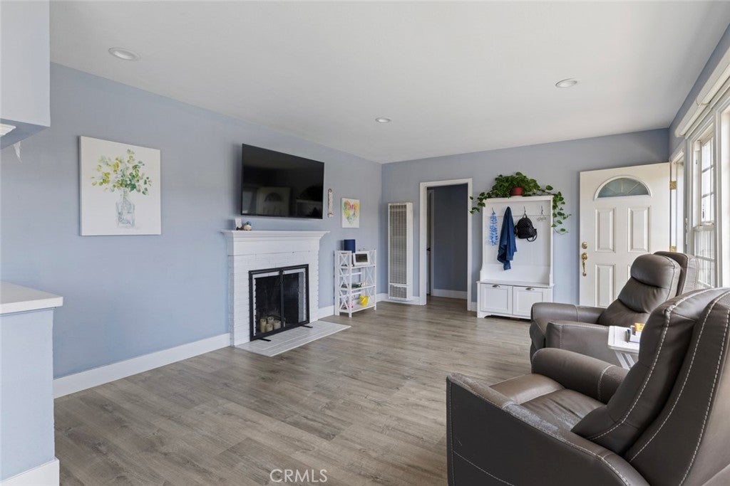 1759 W 244th