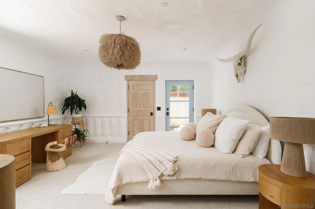 Rancho Santa Fe - Residential