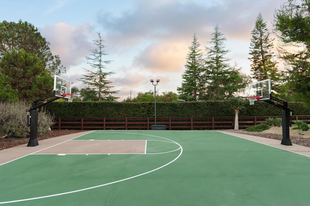 Rancho Santa Fe - Residential