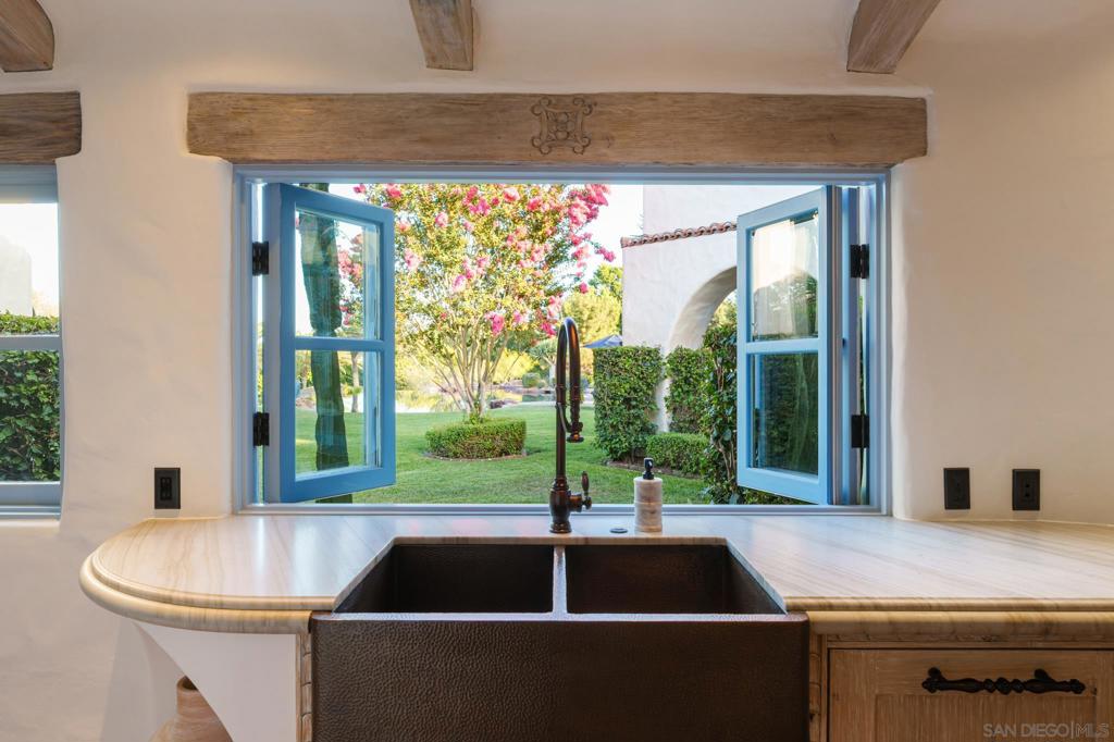 Rancho Santa Fe - Residential