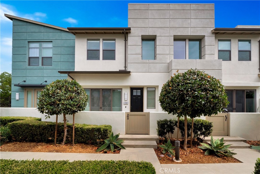 290 Alienta Lane