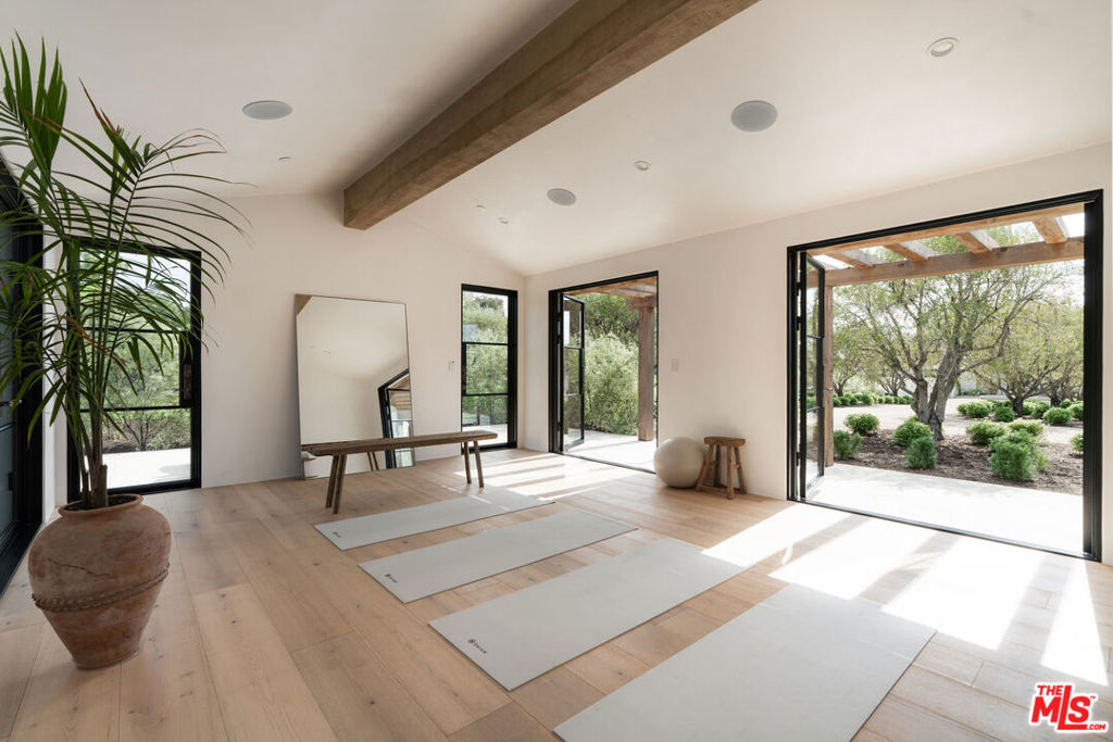 Hope Ranch - Residential