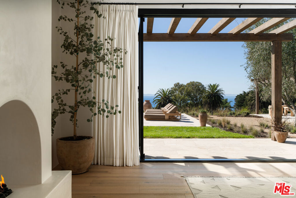 Hope Ranch - Residential