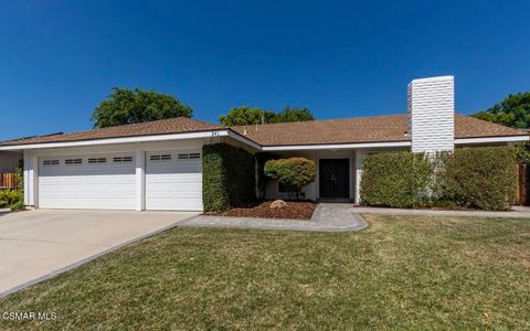 Photo of 241 Ramble Ridge Drive, Thousand Oaks, CA 91360 (MLS # 226002292)