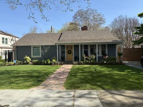 Photo of San Jose, CA 95125 (MLS # ML82038854)