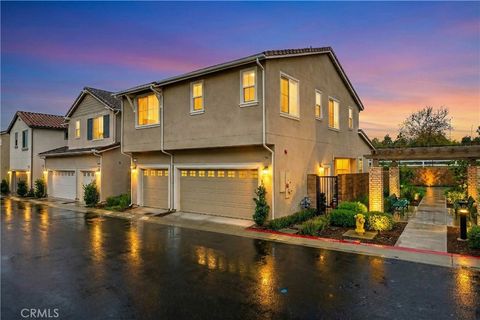 Photo of 13856 Gazania Ln, Fontana, CA 92336 (MLS # WS26002822)