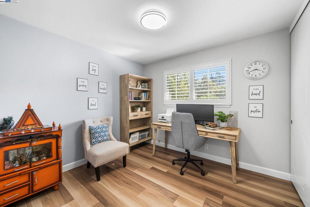 HIGHLAND OAKS - Residential