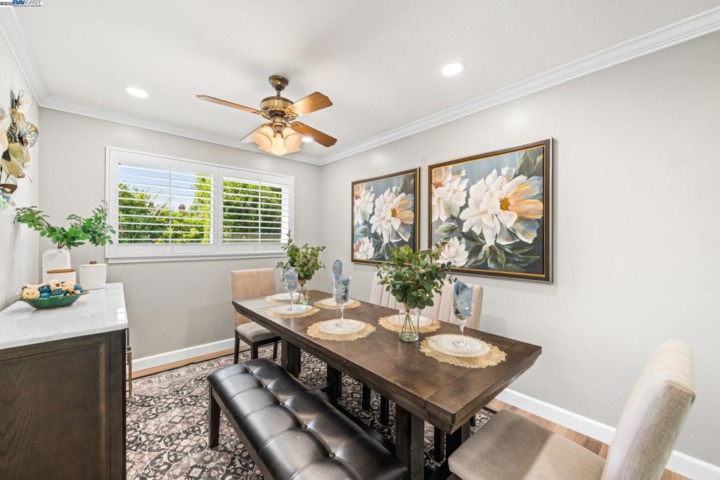 HIGHLAND OAKS - Residential