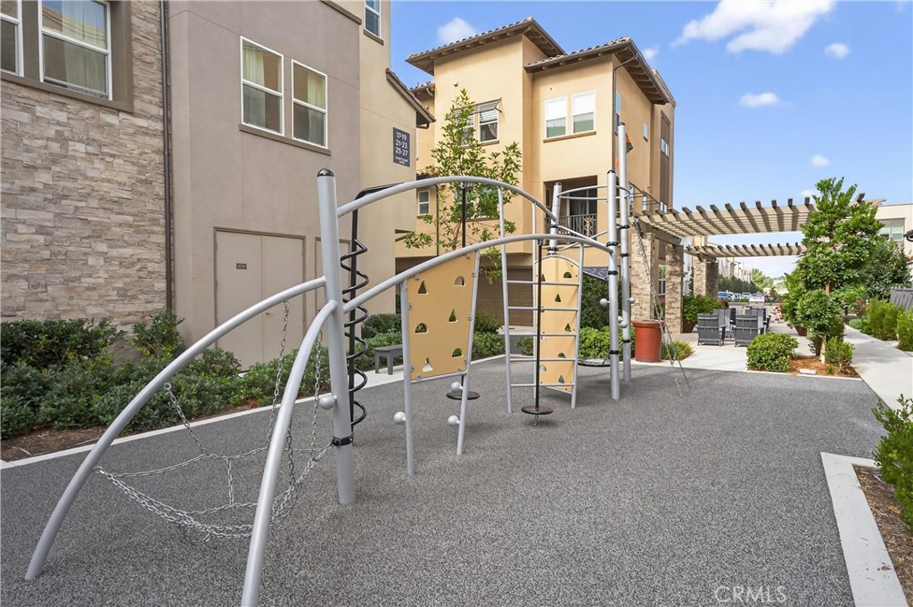 Neo at Mission Foothills - Residential