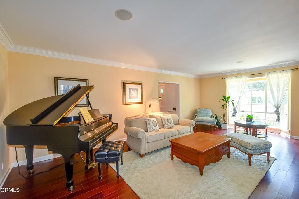Properties 4 1908 Warwick Road
