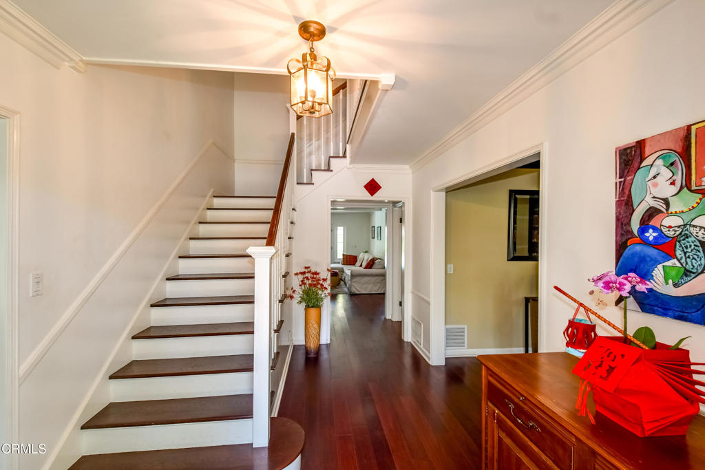 Properties 1 1908 Warwick Road