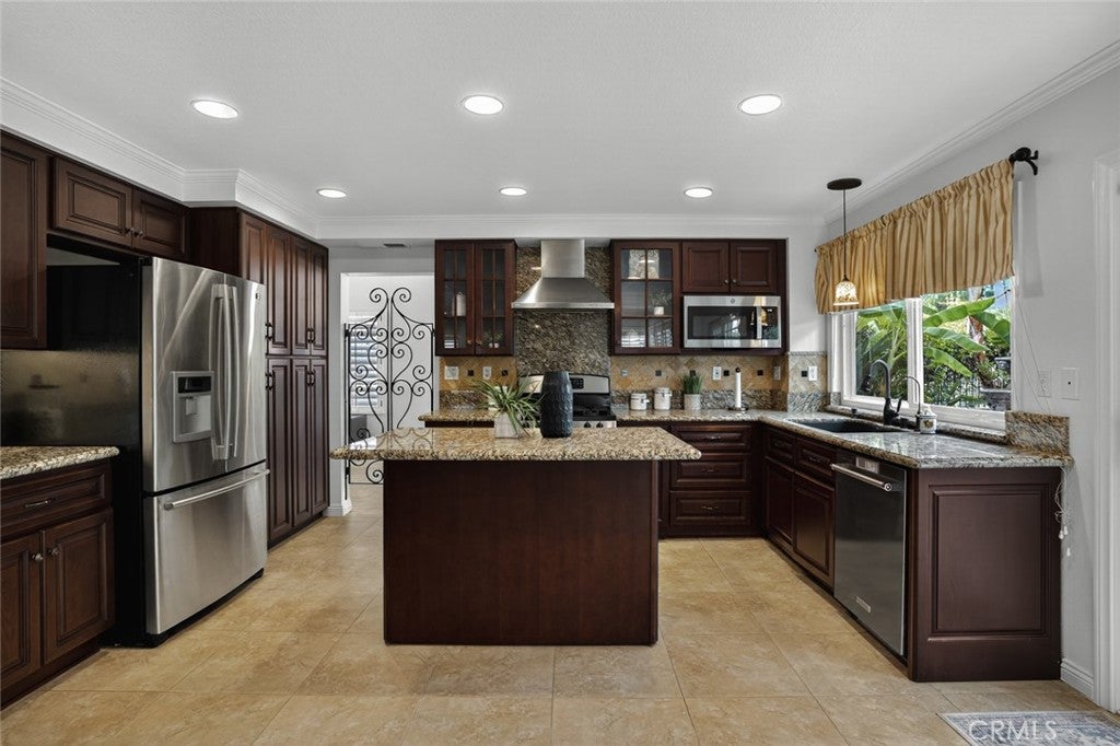 26466 San Torini Road, Mission Viejo CA 92692 - Photo 18