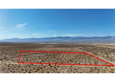 Photo of 0 Near Northside Rd, Lucerne Valley, CA 92356 (MLS # HD26207876)