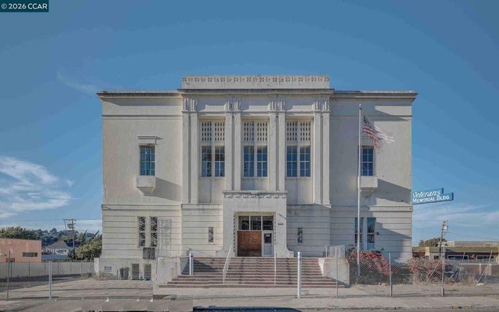 Photo 1 of 13 — 444 Alabama St, Vallejo, CA 94590