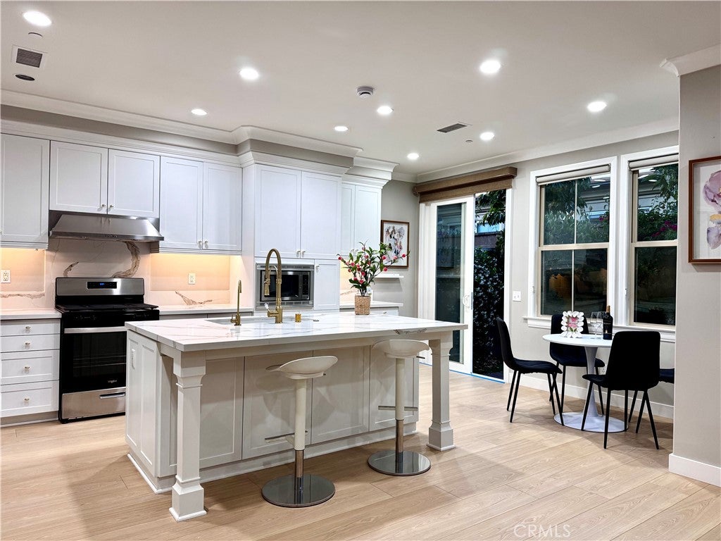 31 Shellbark