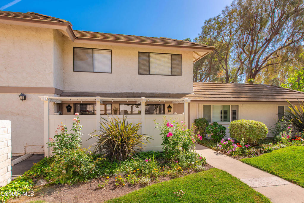 1141 Landsburn Circle