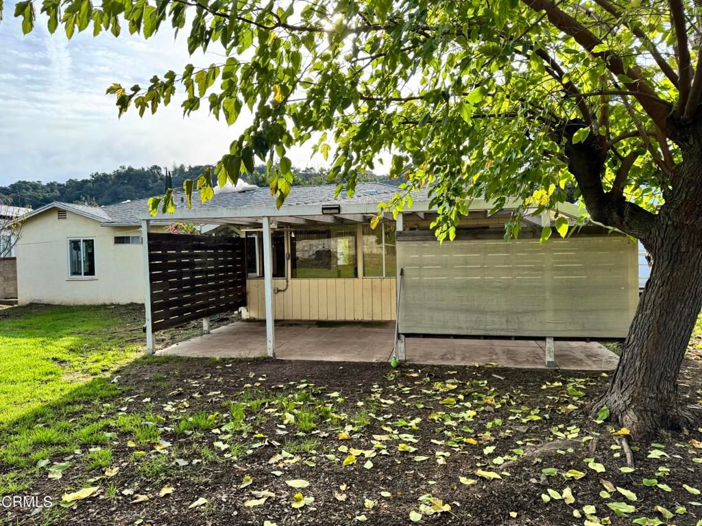 Photo of 11 Calle Cinco De Mayo, Oak View, CA 93022 (MLS # V1-34231)