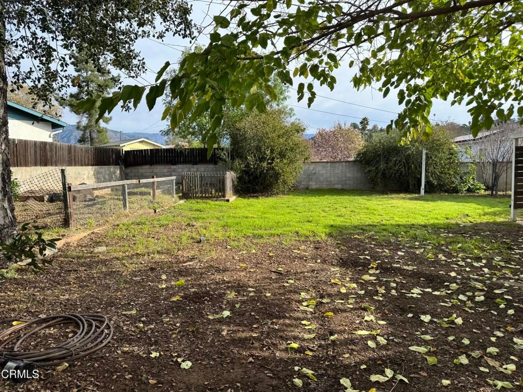 Photo of 11 Calle Cinco De Mayo, Oak View, CA 93022 (MLS # V1-34231)