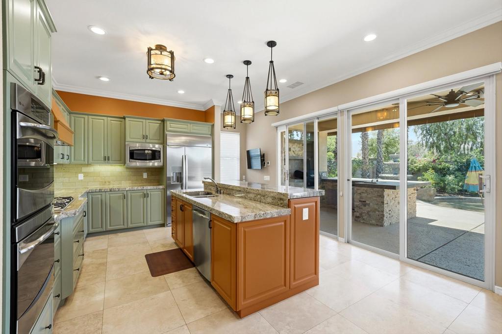 54245 Cananero Circle
