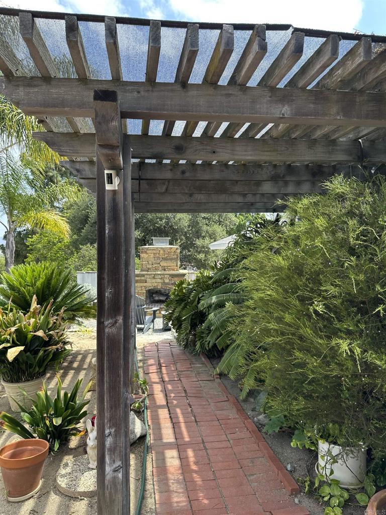 Fallbrook, California, 92028, United States, 3 Bedrooms Bedrooms, ,3 BathroomsBathrooms,Residential,Active,2051997