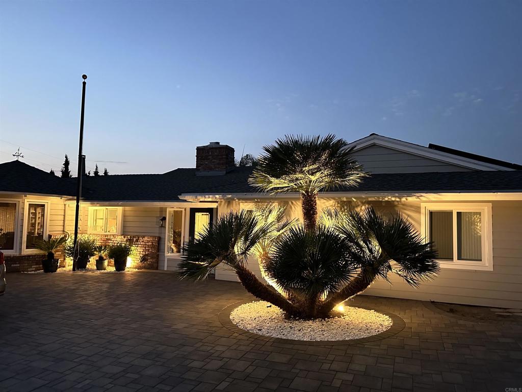 Fallbrook, California, 92028, United States, 3 Bedrooms Bedrooms, ,3 BathroomsBathrooms,Residential,Active,2051997