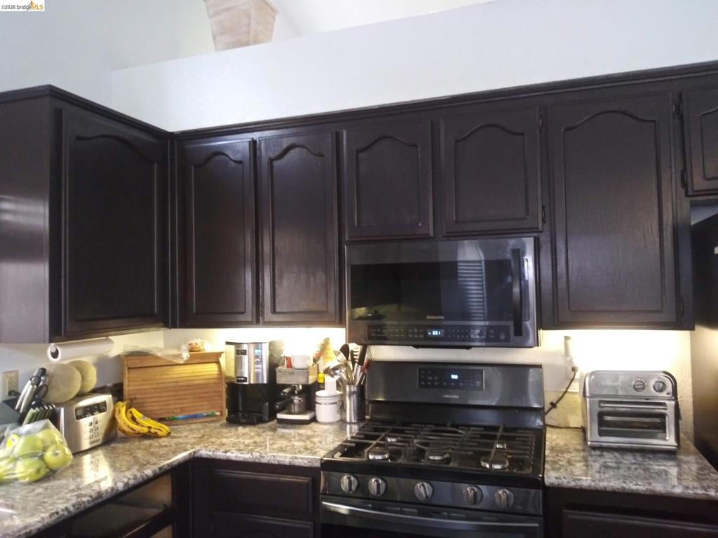 3341 Hidden Hills Ct