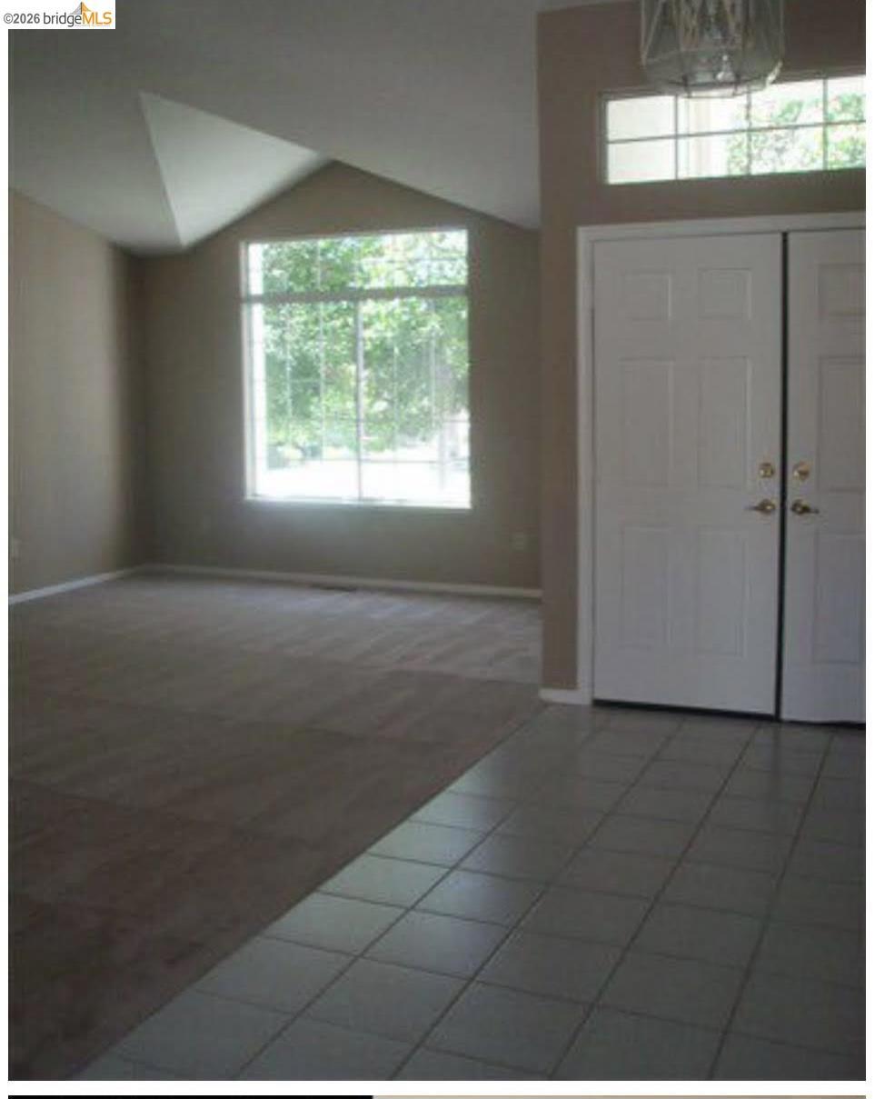 3341 Hidden Hills Ct