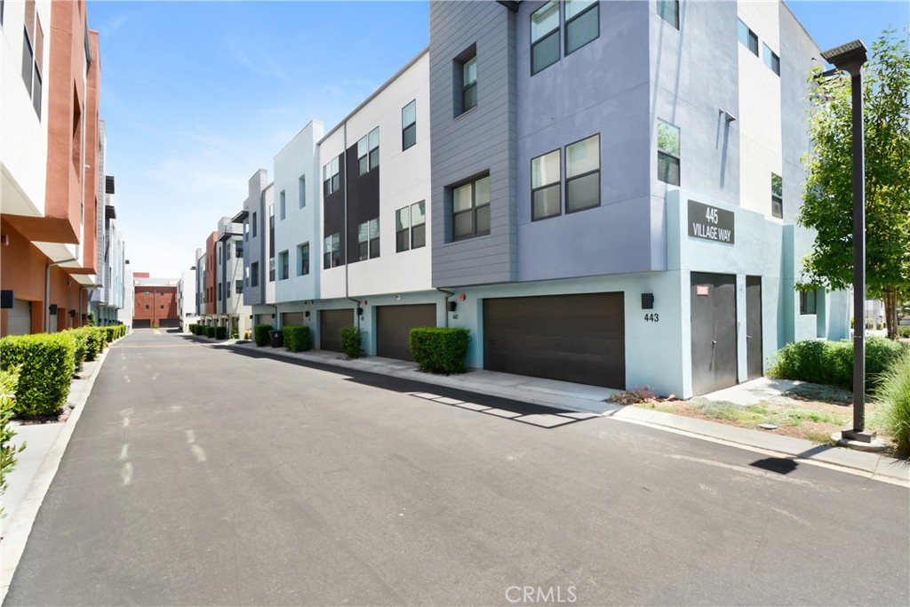 441 Village Way