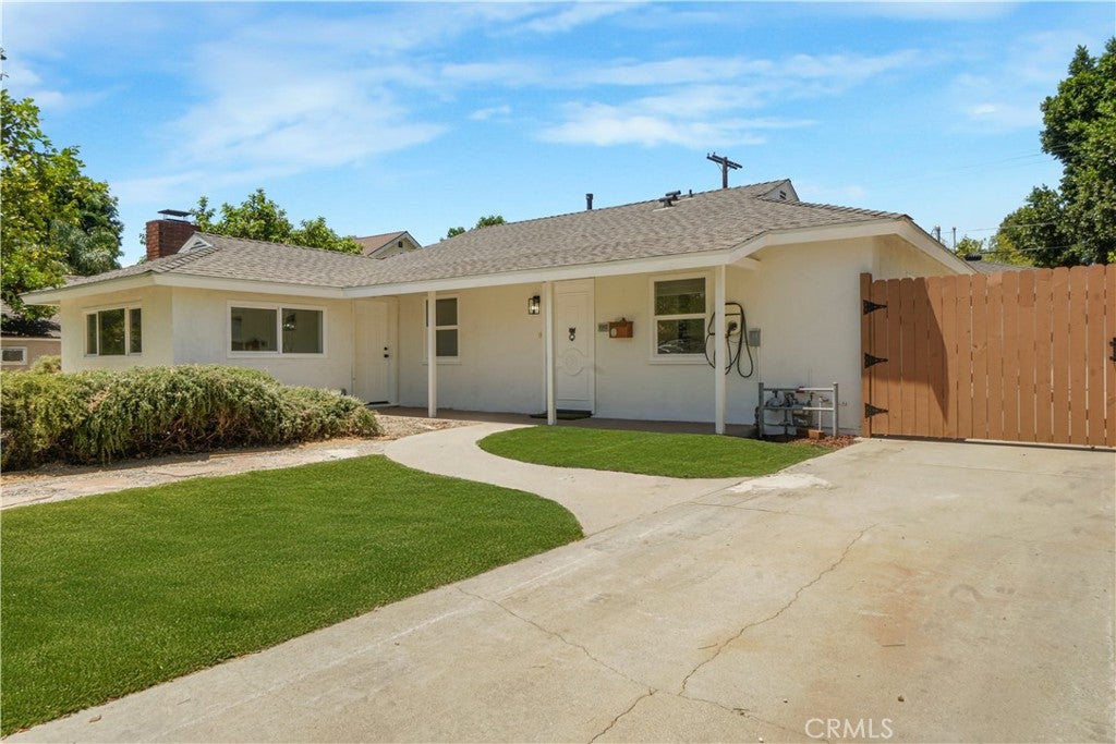 7337 Caldus Avenue