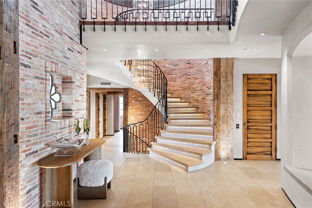 Shady Canyon Custom (SHDC) - Residential