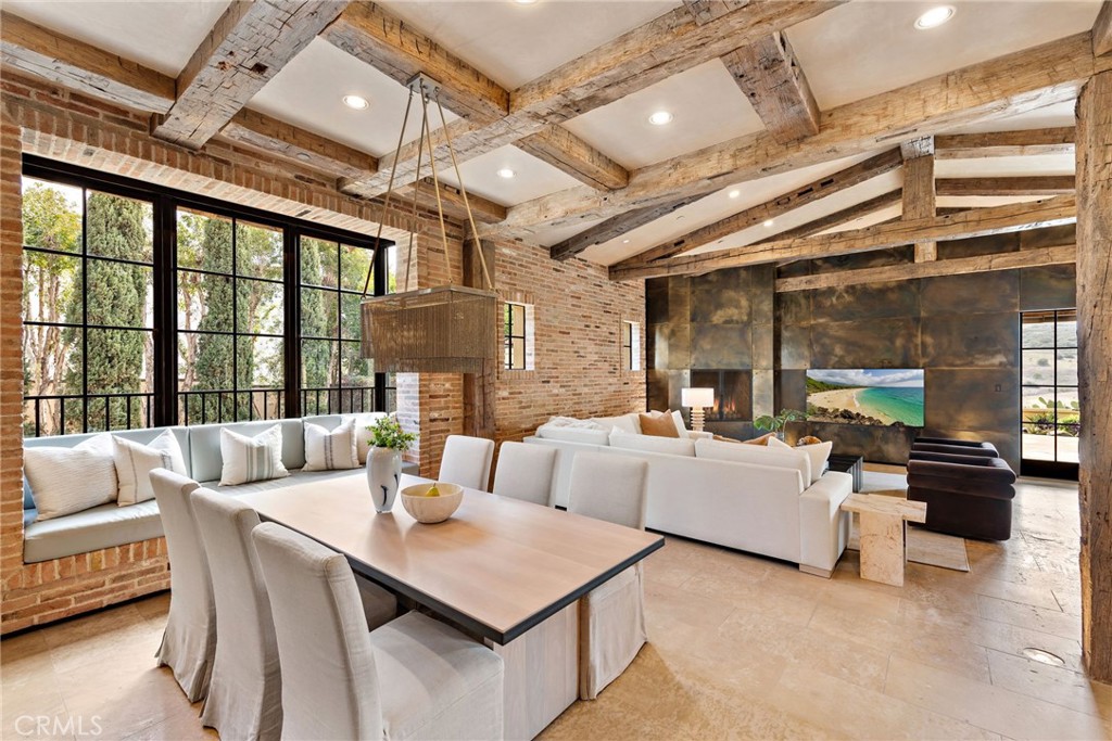 Shady Canyon Custom (SHDC) - Residential