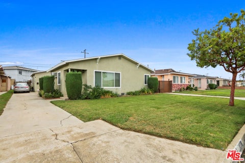 Photo of 8736 Buckles Street, Downey, CA 90241 (MLS # 26104444)