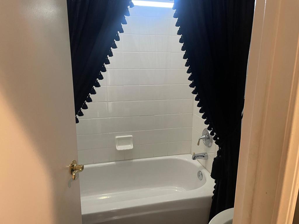 Colony Cove - Residential