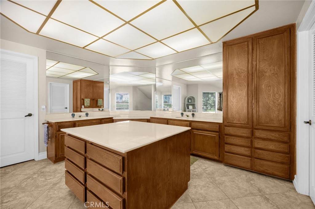Eagle Hills (EAGH) - Residential