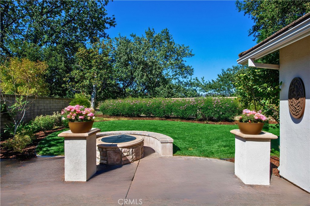 Village Homes (726) - Residential