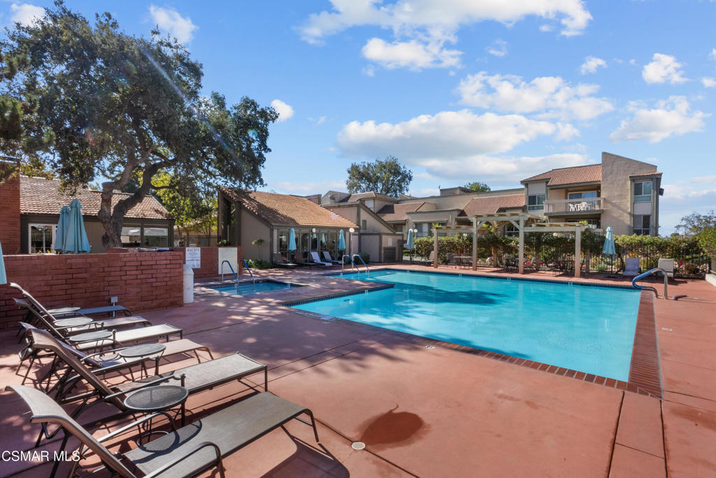 Oaknoll Villas-314 - 1002792 - Residential