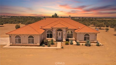 Photo of 9452 Cedar Street, Oak Hills, CA 92344 (MLS # IV26121146)
