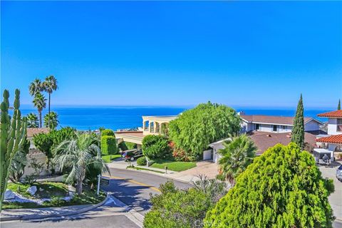 Photo of 308 E Avenida Cordoba, San Clemente, CA 92672 (MLS # OC26094164)