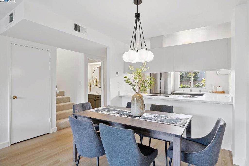 BAY FARM ISLAND - Residential