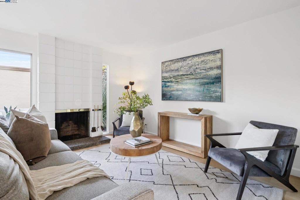 BAY FARM ISLAND - Residential