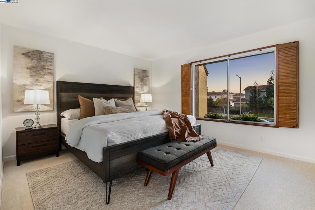 BAY FARM ISLAND - Residential