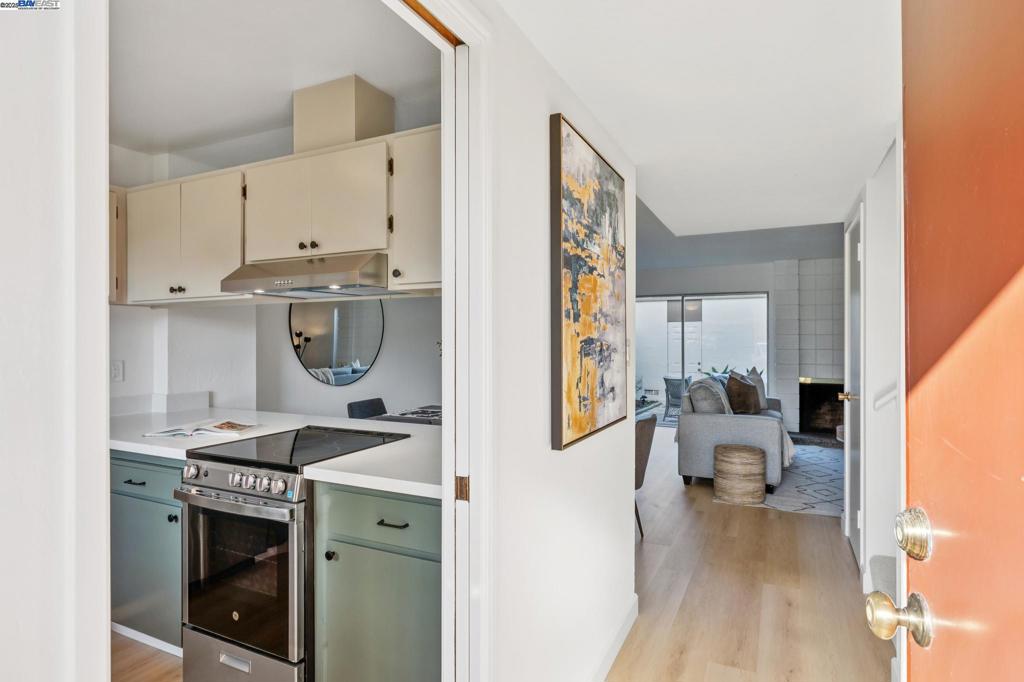 BAY FARM ISLAND - Residential