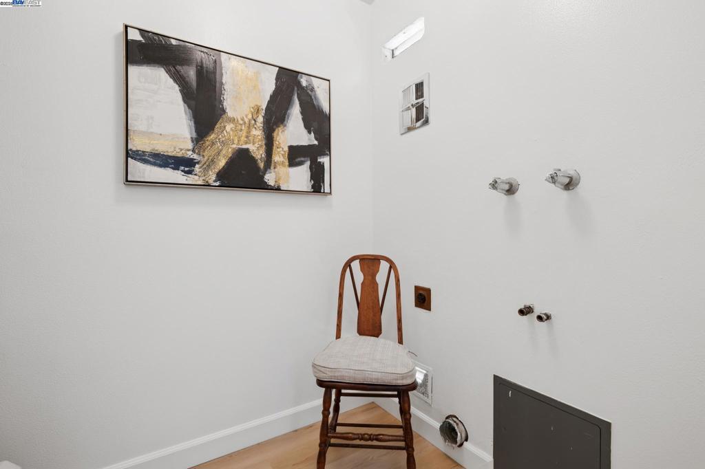 BAY FARM ISLAND - Residential