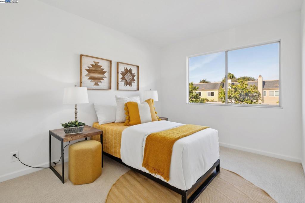 BAY FARM ISLAND - Residential