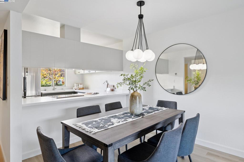 BAY FARM ISLAND - Residential