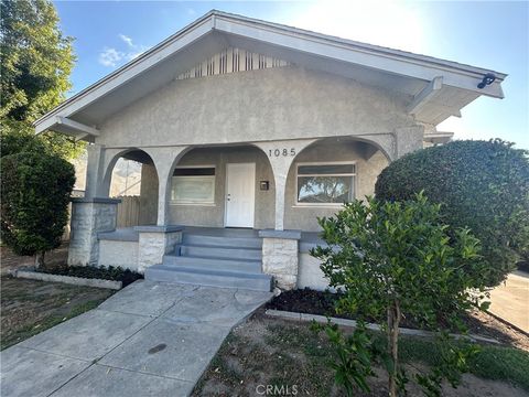 1085 Raymond Avenue Long Beach CA 90804