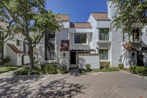 Photo of 19948 Portal Plaza, Cupertino, CA 95014 (MLS # ML82060561)