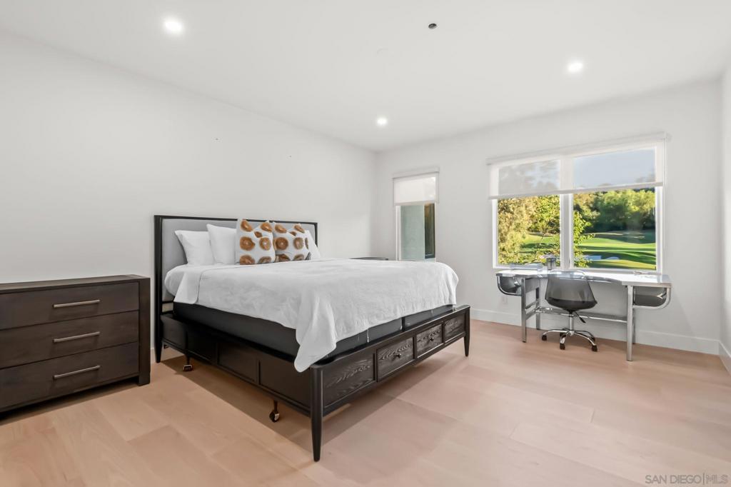 Rancho Santa Fe - Residential