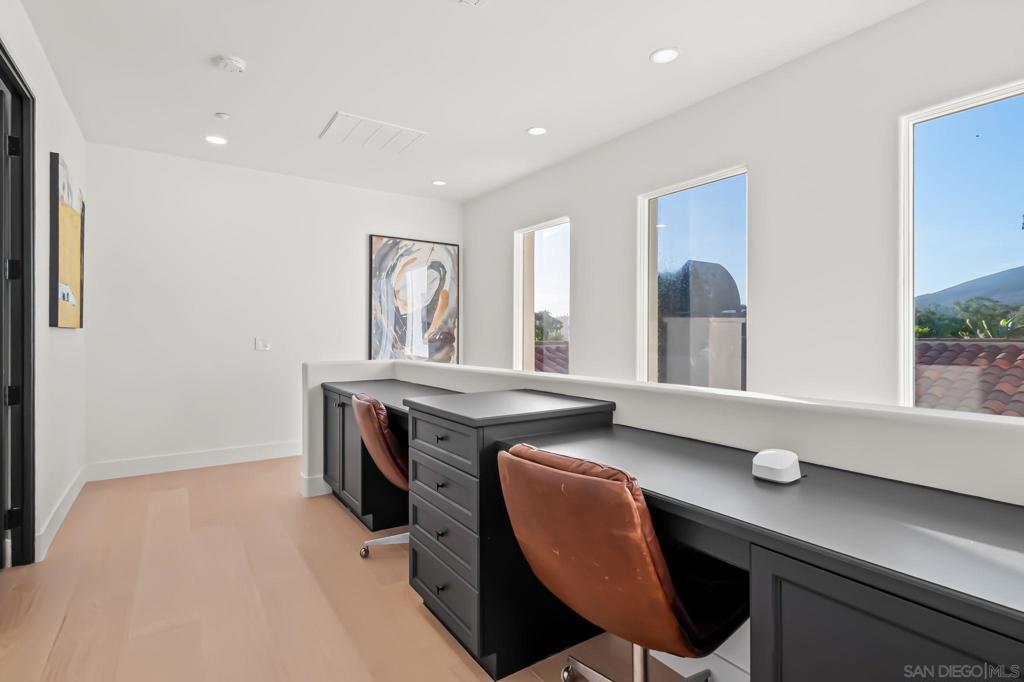 Rancho Santa Fe - Residential