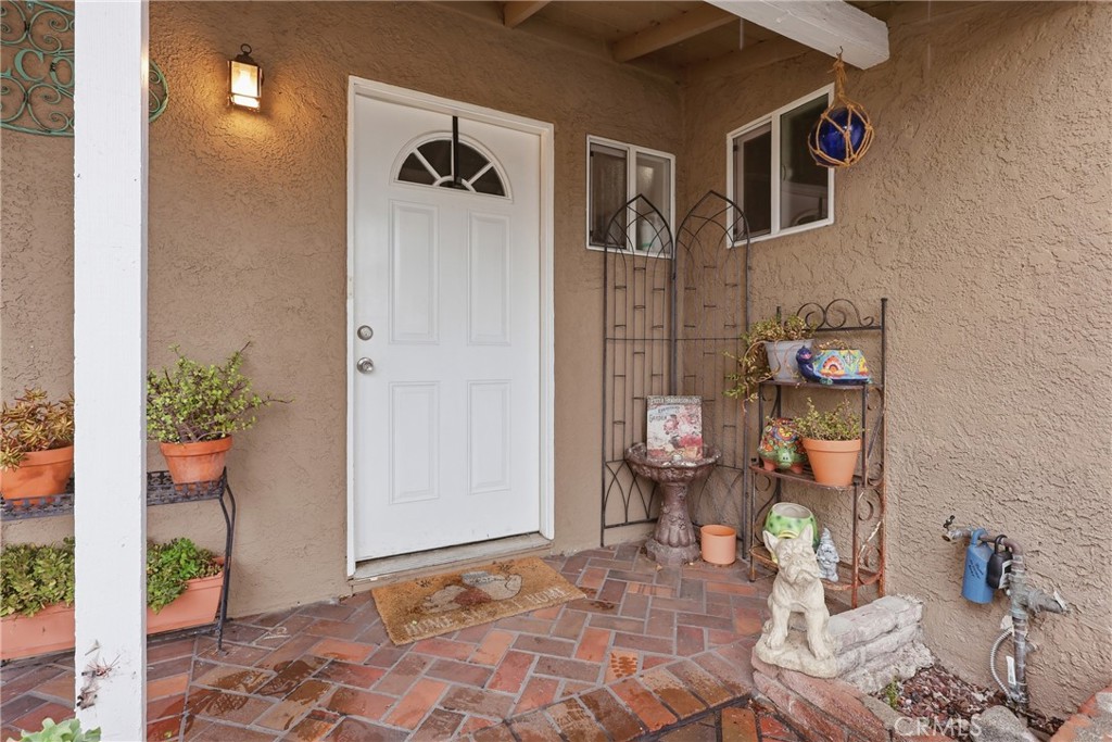 1889 San Simeon Street